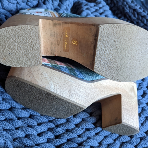 Charlotte Stone platform heeled boots - Picture 4 of 9